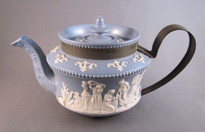 Classical Pear Shape Teapot