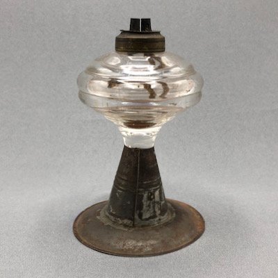 1850 oil lamp