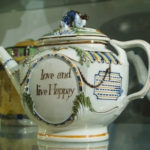 cheerful-teapot1
